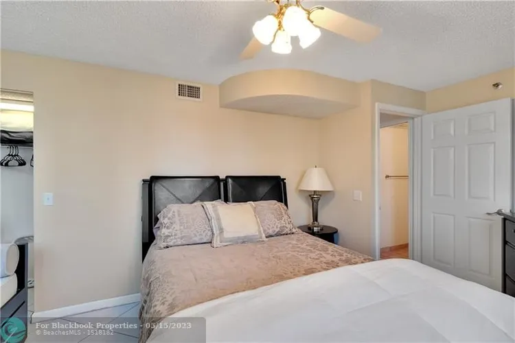 Le Montcalm #402 image #25