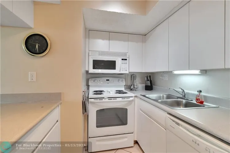 Le Montcalm #402 image #9