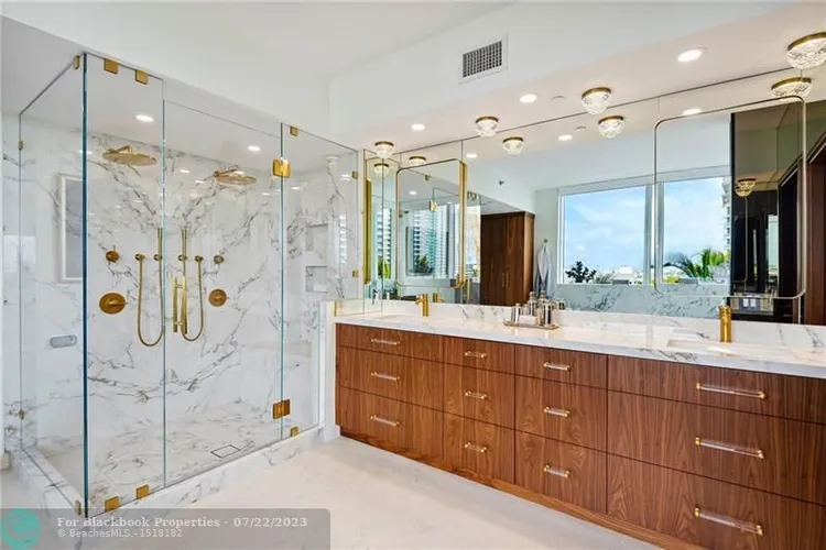 ICON South Beach #802 image #24