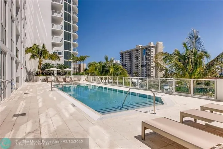 Tiffany House #709 image #16