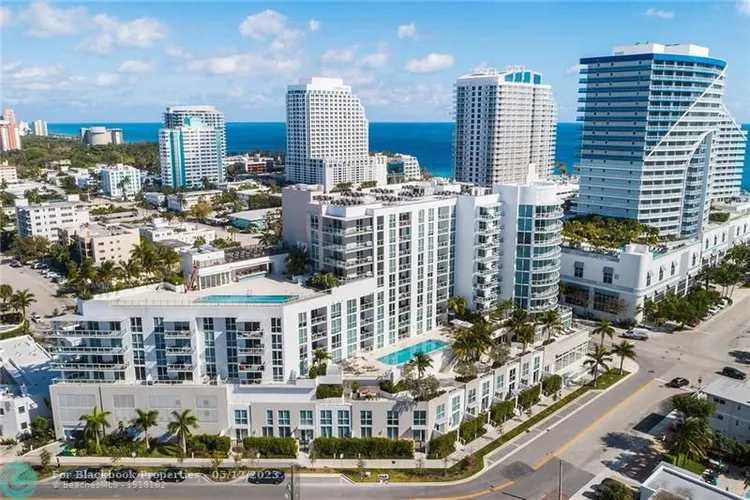 Tiffany House #709 image #24