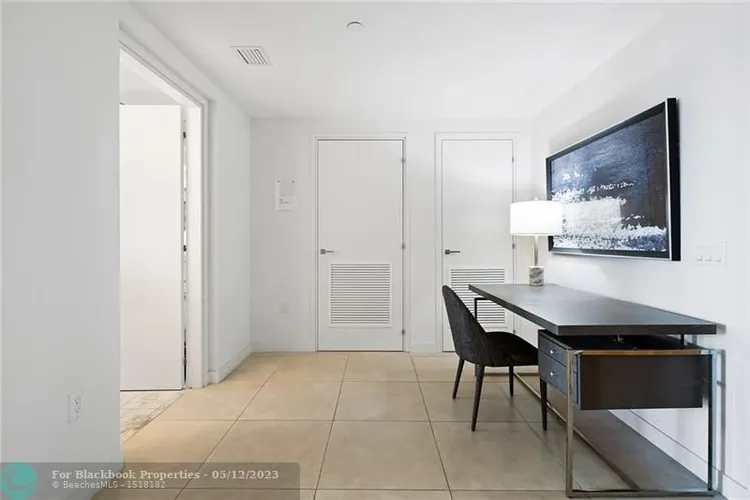 Tiffany House #709 image #8