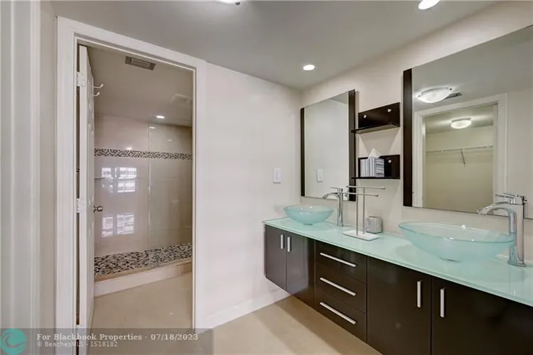 Playa Del Mar #414 image #11