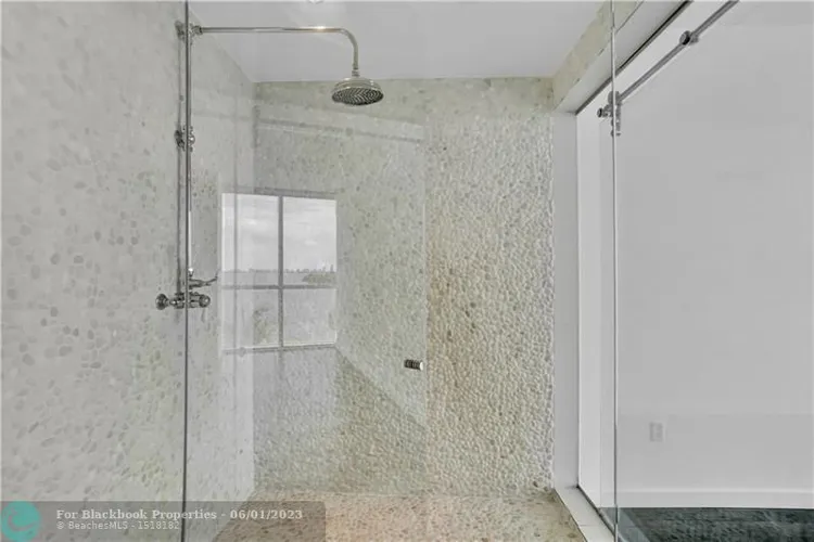 IOS on the Bay #406 image #15