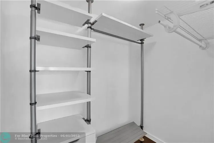 IOS on the Bay #406 image #16