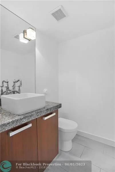 IOS on the Bay #406 image #19