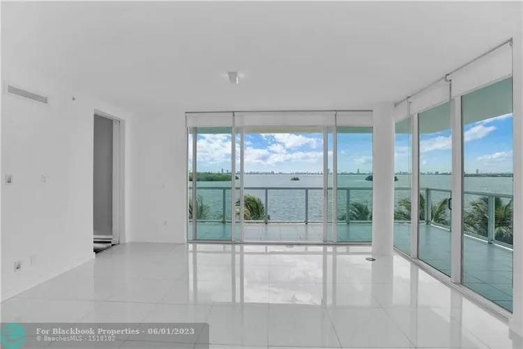 IOS on the Bay #406 image #6