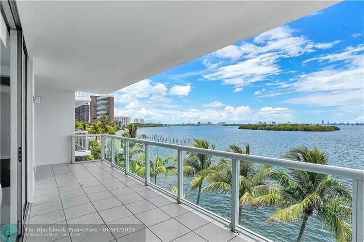 IOS on the Bay #406 image #8