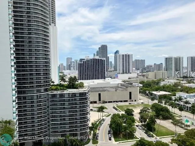 Quantum on the Bay #1919 image #13