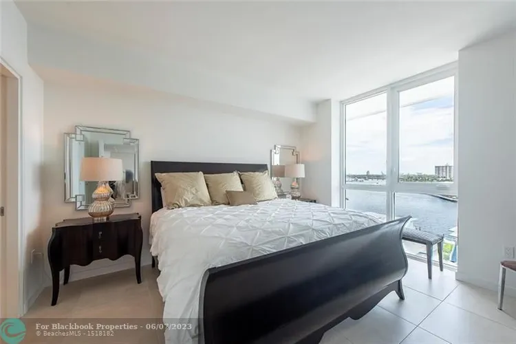 Tiffany House #707 image #14