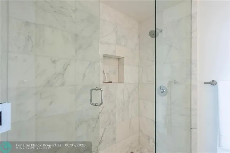 Tiffany House #707 image #17