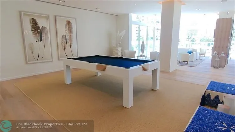 Tiffany House #707 image #19