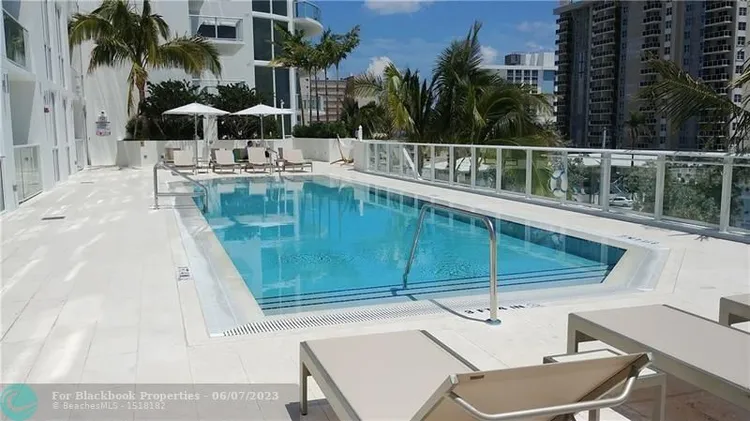 Tiffany House #707 image #23