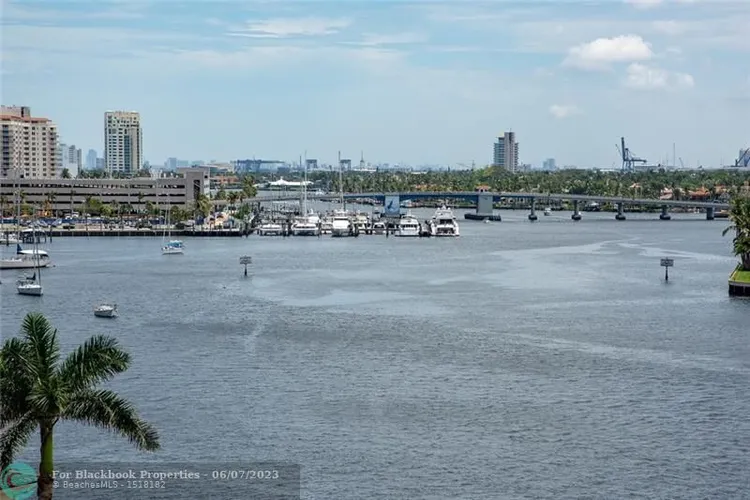 Tiffany House #707 image #6