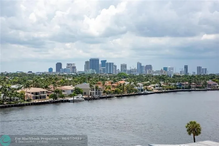 Tiffany House #707 image #7