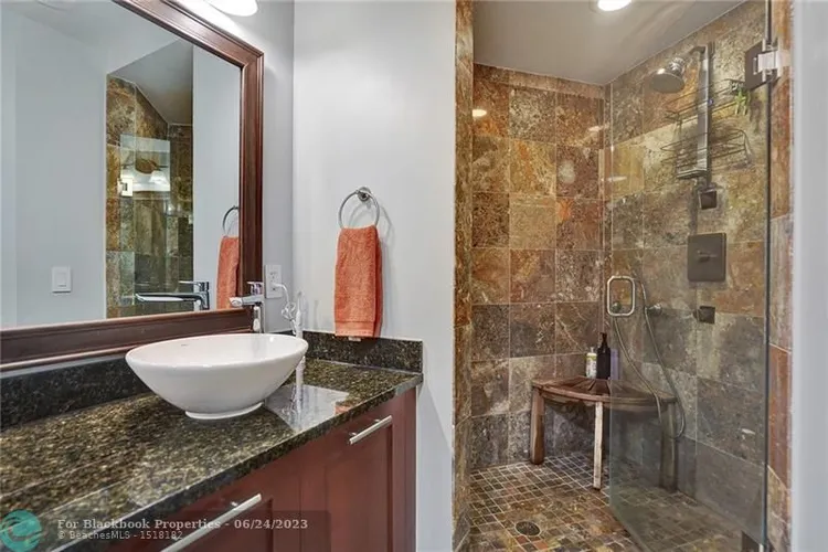 Fountains on Ocean Blvd #451 image #31