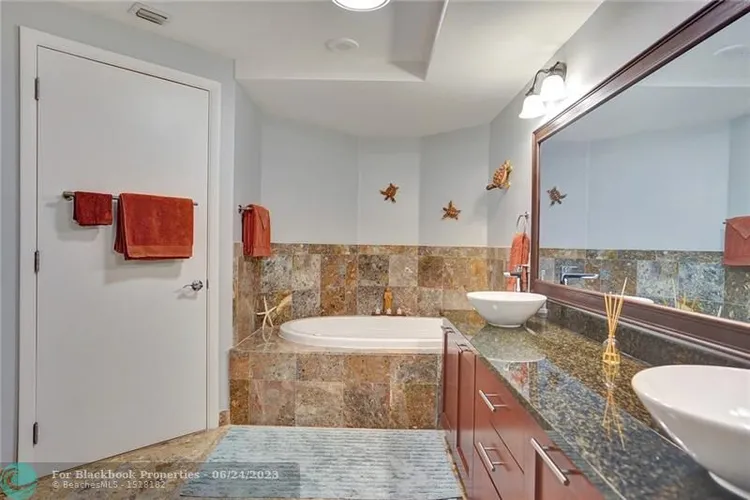 Fountains on Ocean Blvd #451 image #32