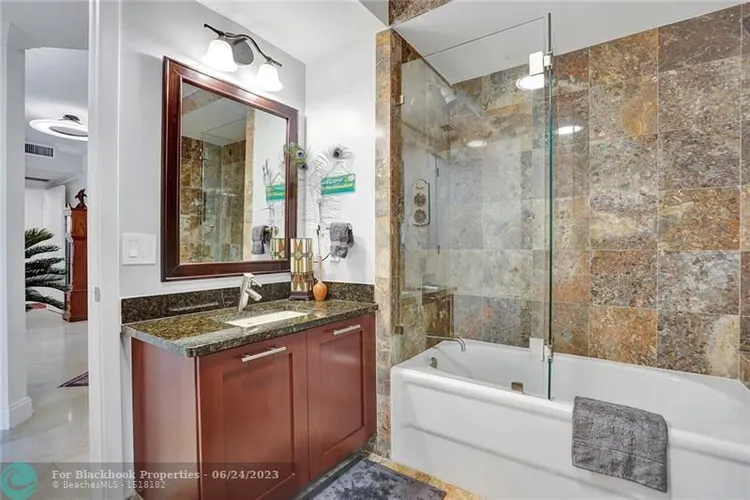 Fountains on Ocean Blvd #451 image #40