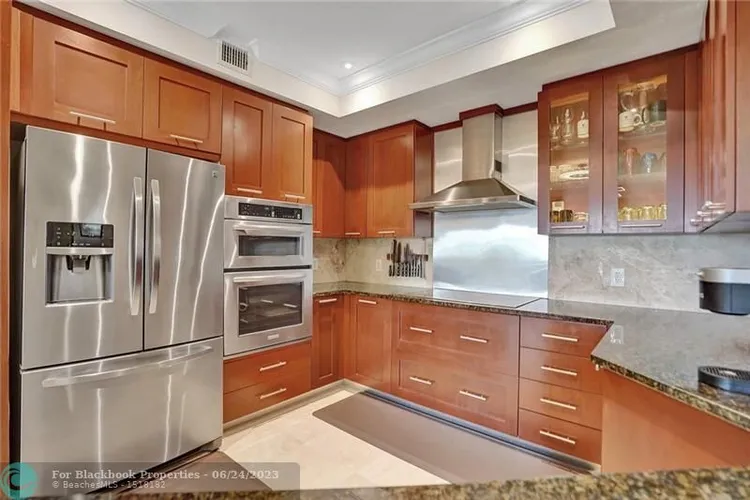 Fountains on Ocean Blvd #451 image #6