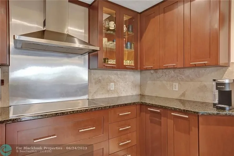 Fountains on Ocean Blvd #451 image #8