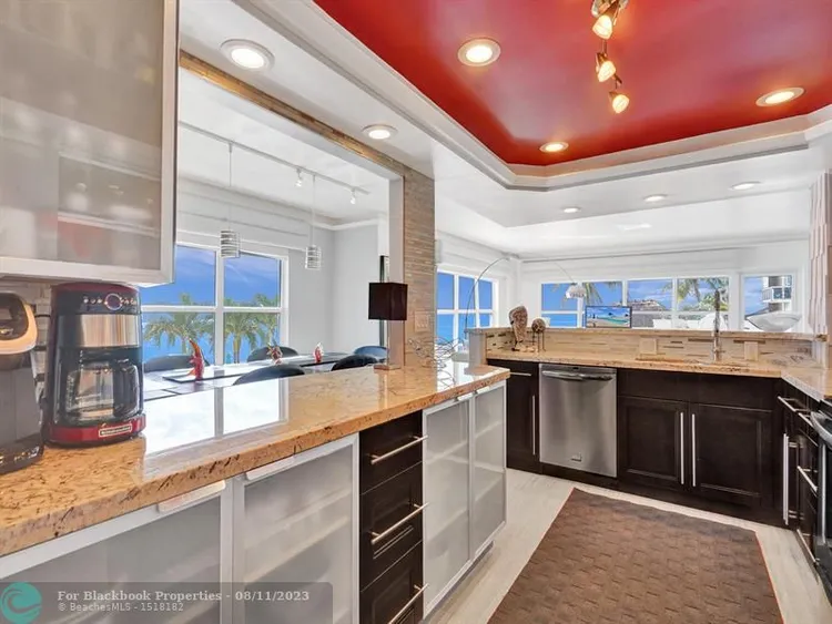 Regency Towers #101 image #10