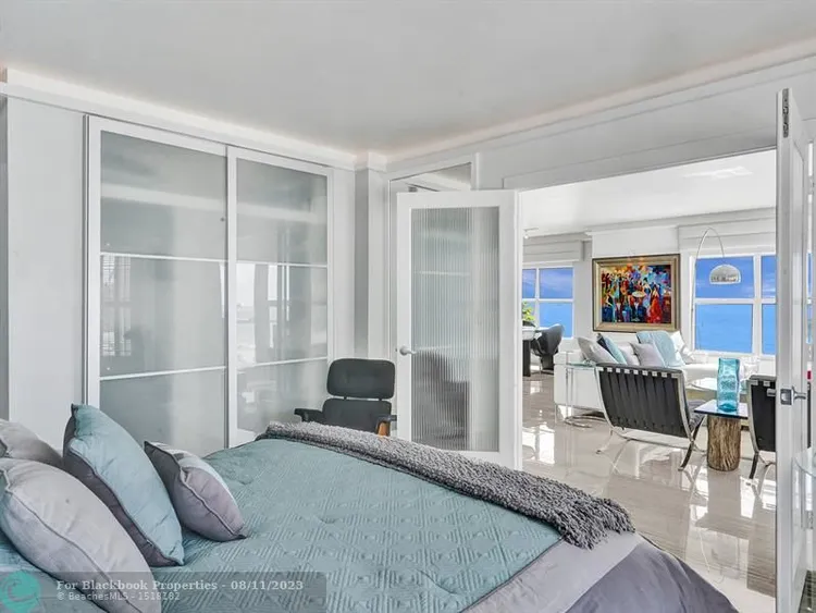 Regency Towers #101 image #28