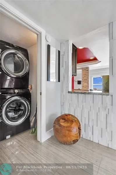 Regency Towers #101 image #33