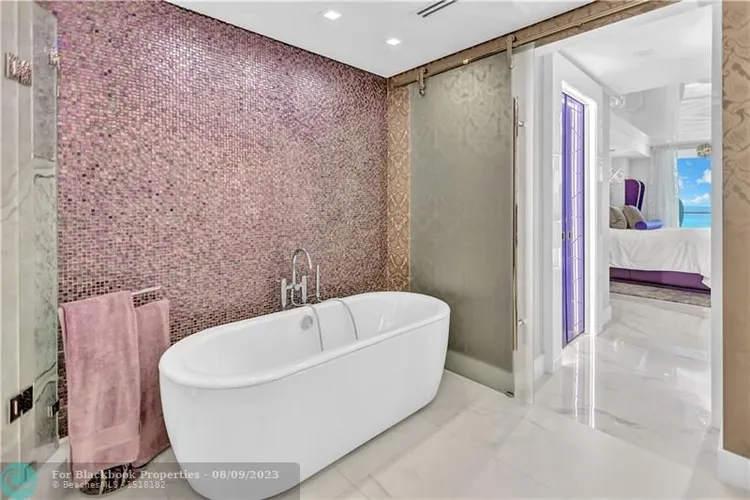 Sabbia Beach #1403 image #28