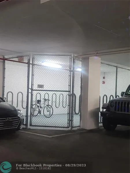 Gables Park Tower #701 image #17