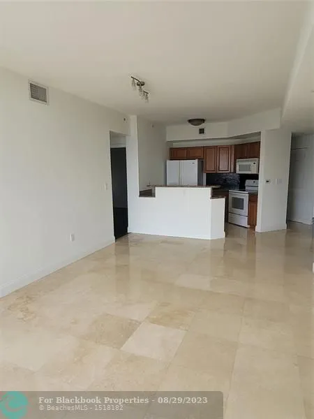 Gables Park Tower #701 image #6