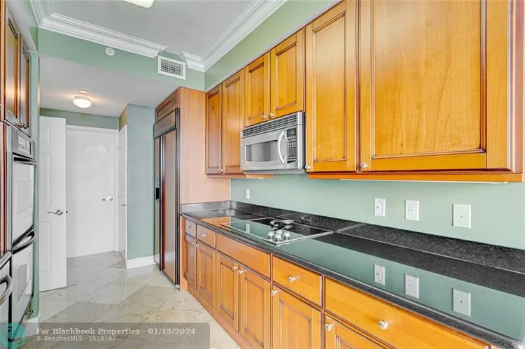 L'Ambiance #1003 image #13