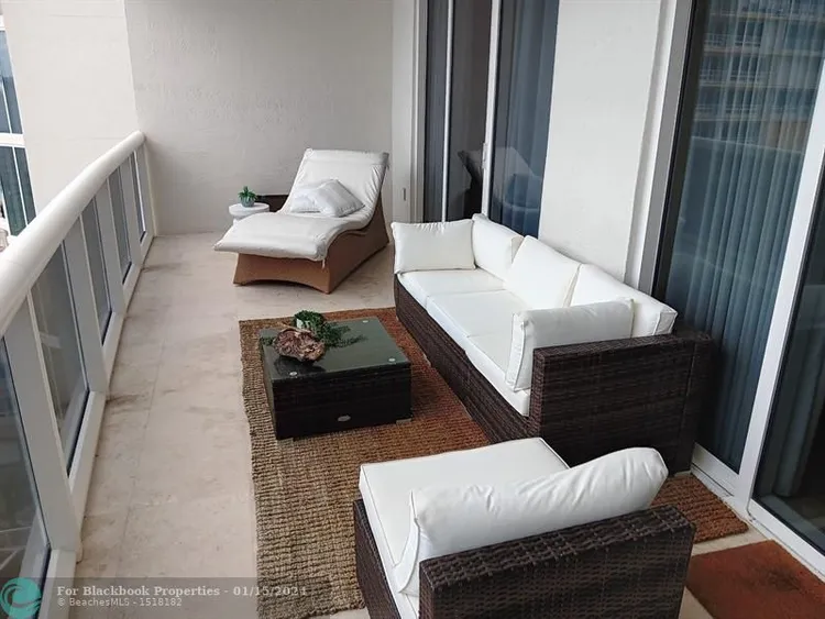 L'Ambiance #1003 image #18