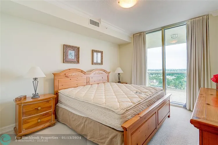 L'Ambiance #1003 image #44