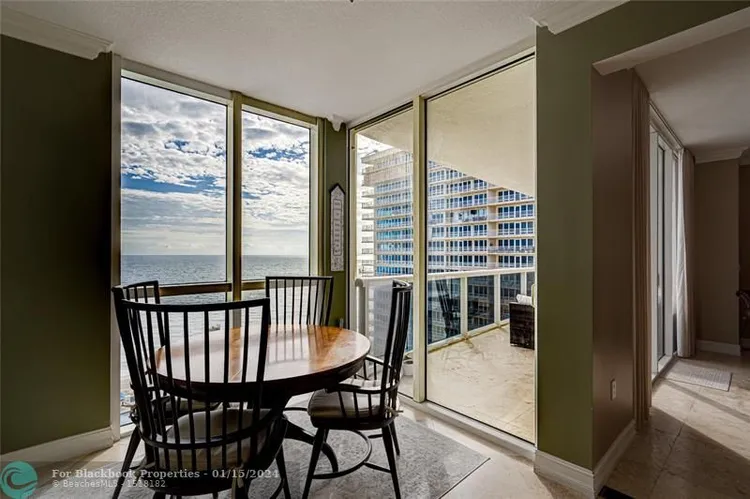 L'Ambiance #1003 image #7