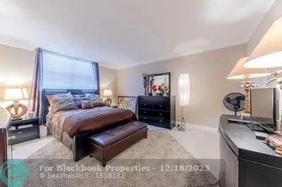 Galt Towers #11H image #11