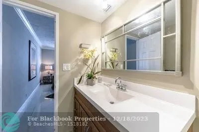 Galt Towers #11H image #14