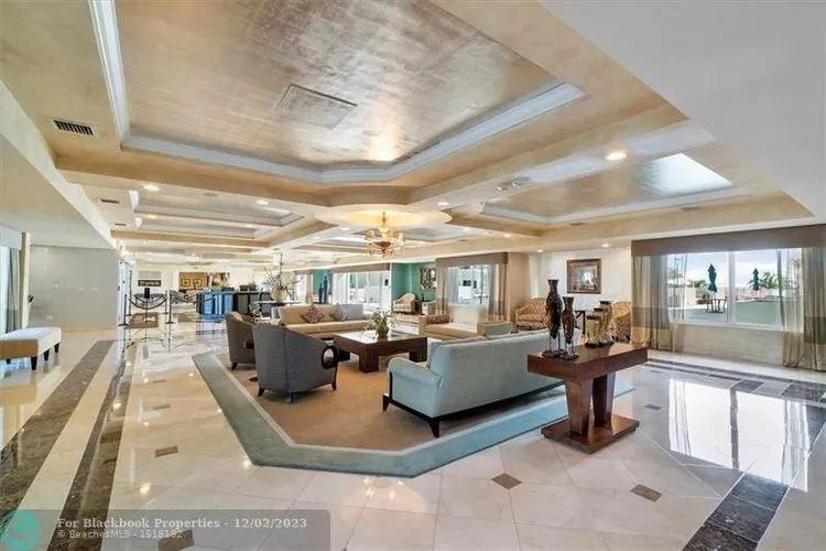 Southpoint Towers #1607N image #13