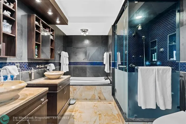 Venezia Las Olas #1402 image #10