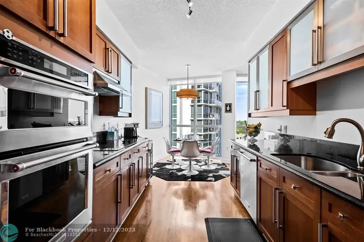 Venezia Las Olas #1402 image #7