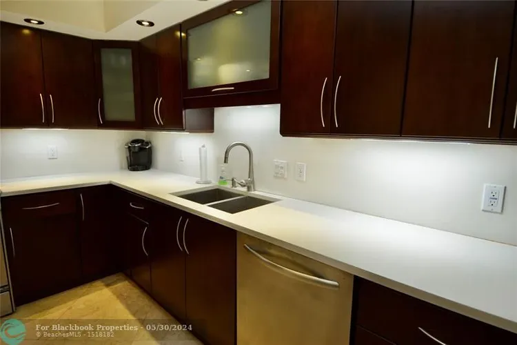 Playa Del Mar #1803 image #13