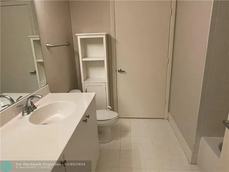 The Tides at Bridgeside Square #1417 image #13