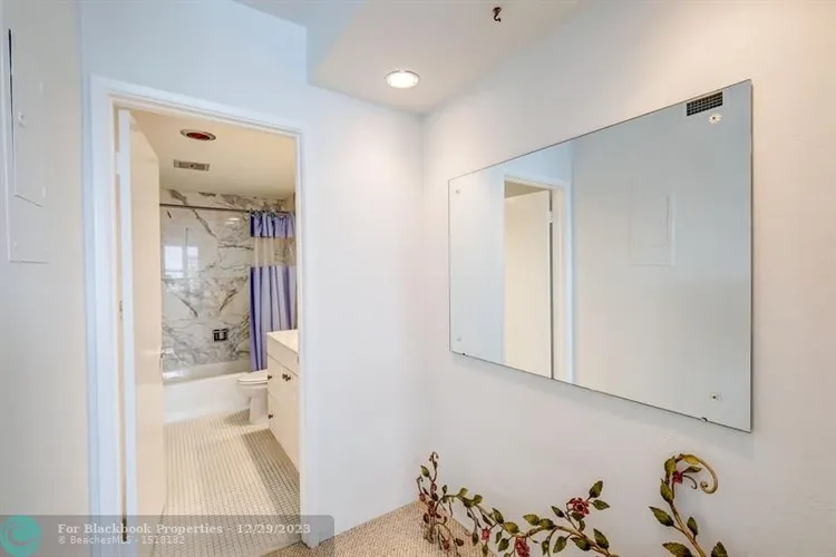 Coral Ridge Towers East #1119 image #16