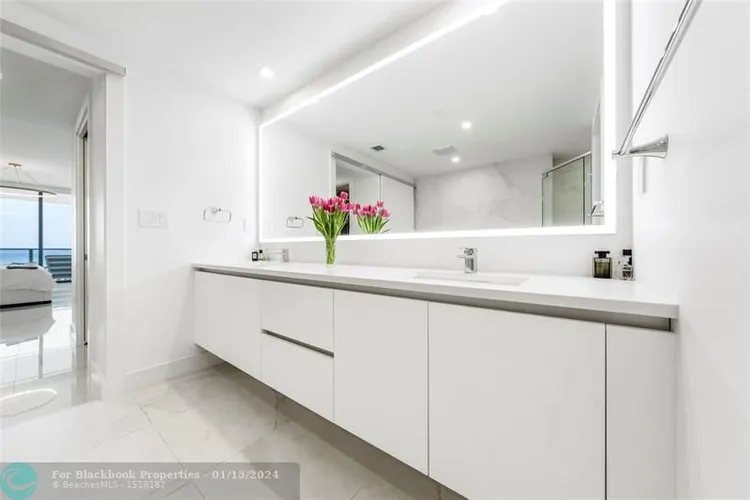 Sabbia Beach #703 image #14