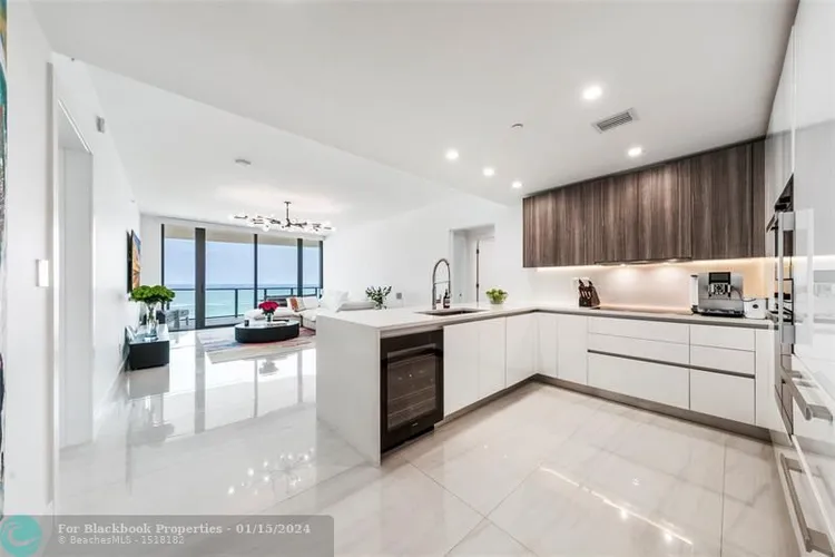 Sabbia Beach #703 image #7