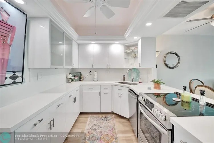 Coral Ridge Towers #803 image #19