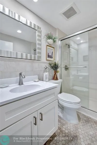 Coral Ridge Towers #803 image #28