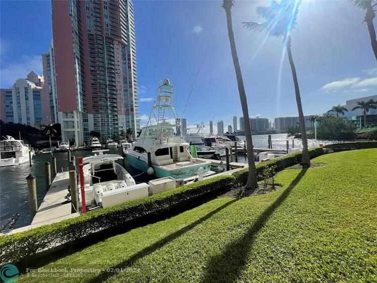 Aventura Marina II #TH13 image #8