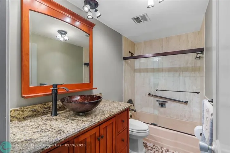 Coral Ridge Towers North #1402 image #11