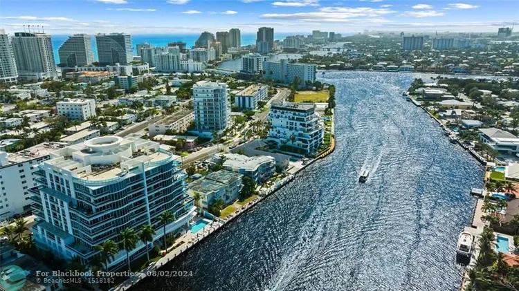 La Rive #401 image #25