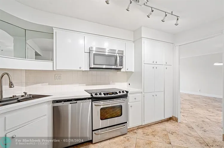 Coral Ridge Towers North #108 image #7